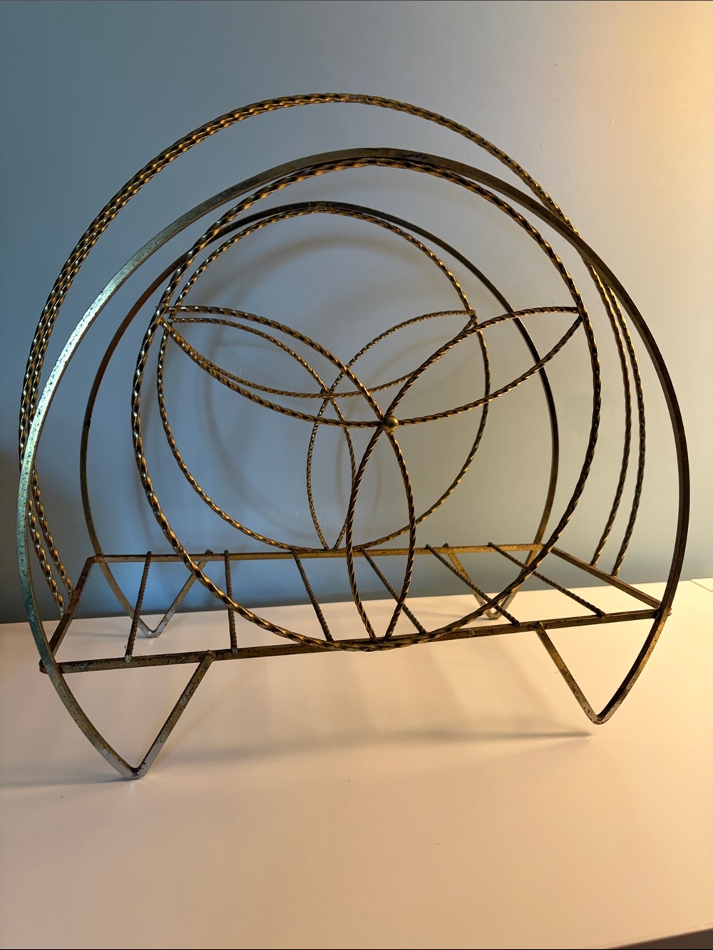 18”x7.5” Gold Metal Record Holder Rack